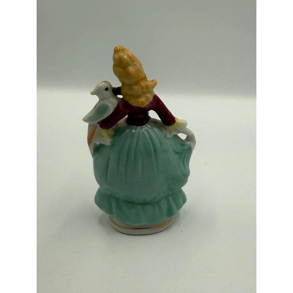 Vintage Occupied Japan Porcelain Colonial‎ Lady Figurines Set of 3 Hand Painted